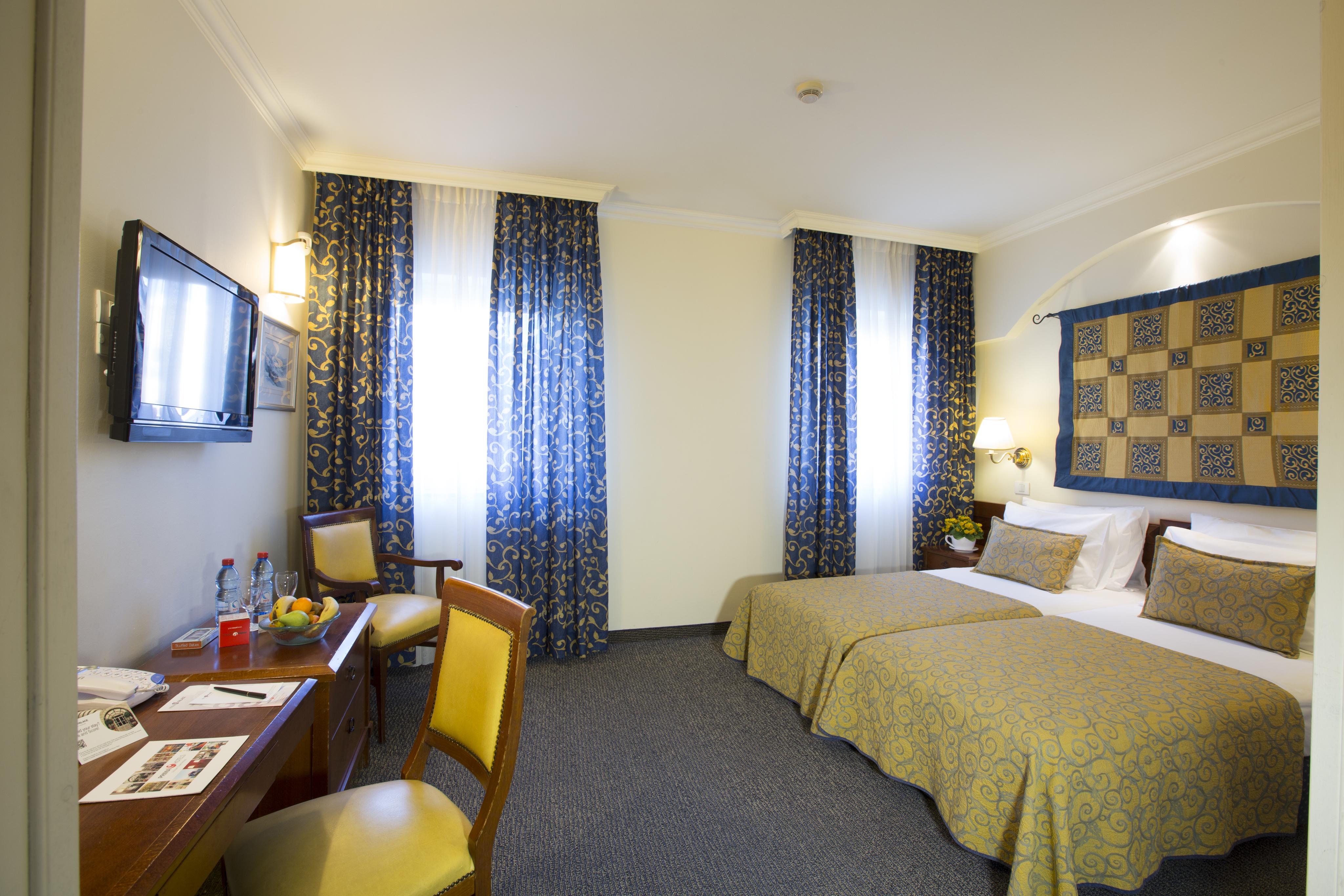 Prima Palace Hotel Йерусалим Екстериор снимка